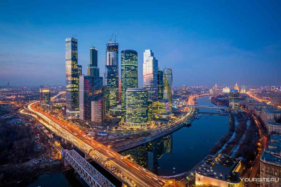 Politico: Az Európai Központi Bank száműzné a nyugati pénzintézeteket Moszkvából